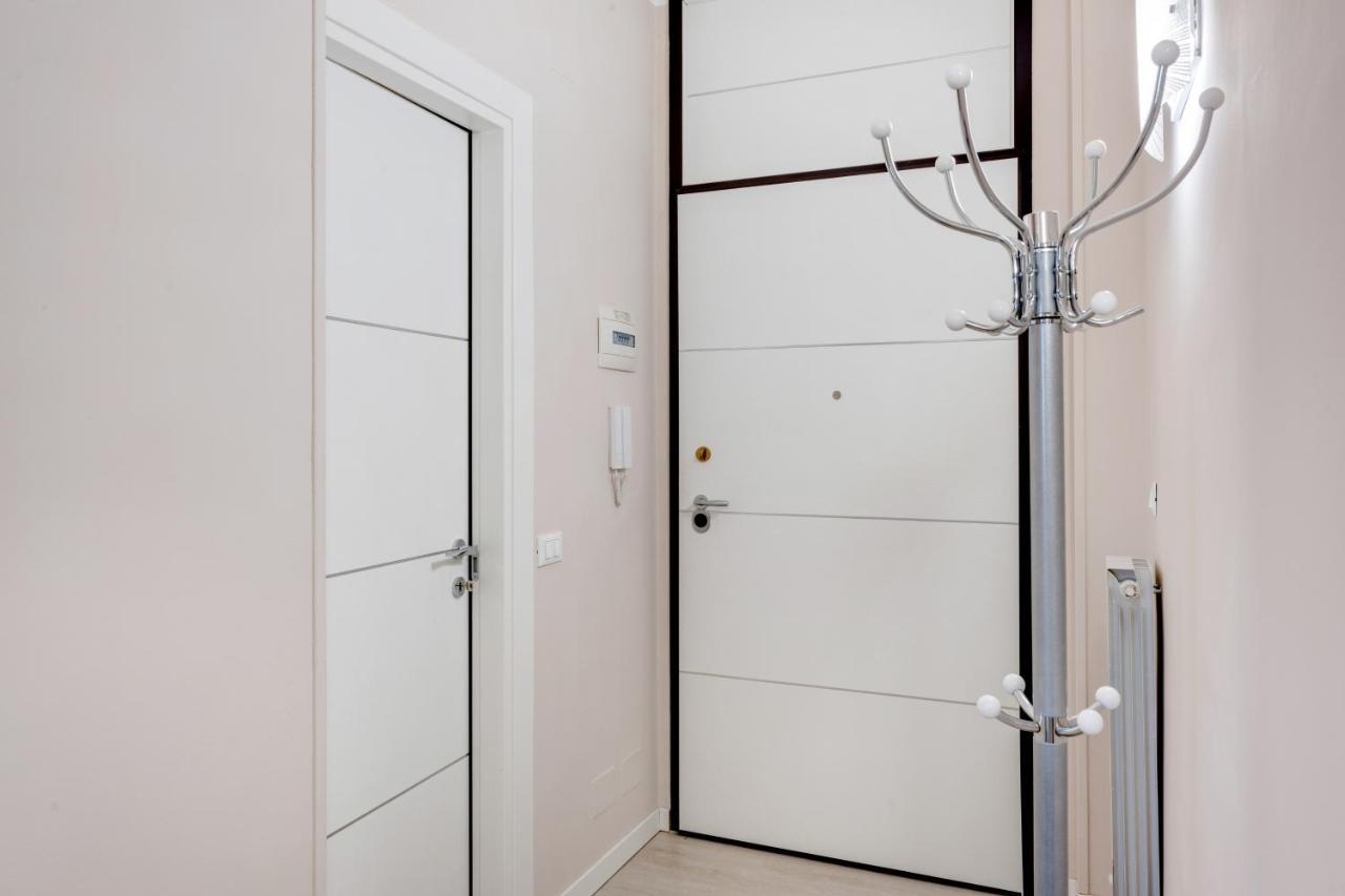 Luni Mare Bright Terrace Flat With Parking Lägenhet Marinella di Sarzana Exteriör bild