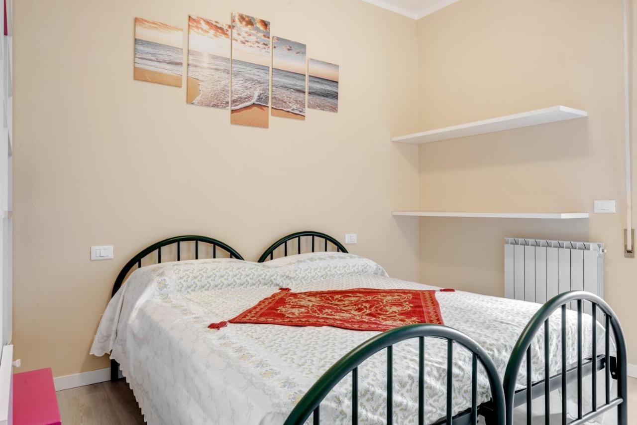 Luni Mare Bright Terrace Flat With Parking Lägenhet Marinella di Sarzana Exteriör bild