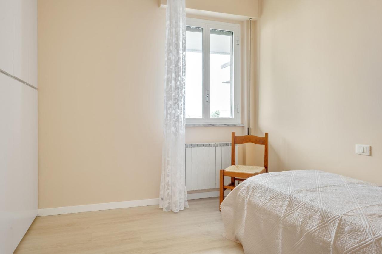 Luni Mare Bright Terrace Flat With Parking Lägenhet Marinella di Sarzana Exteriör bild